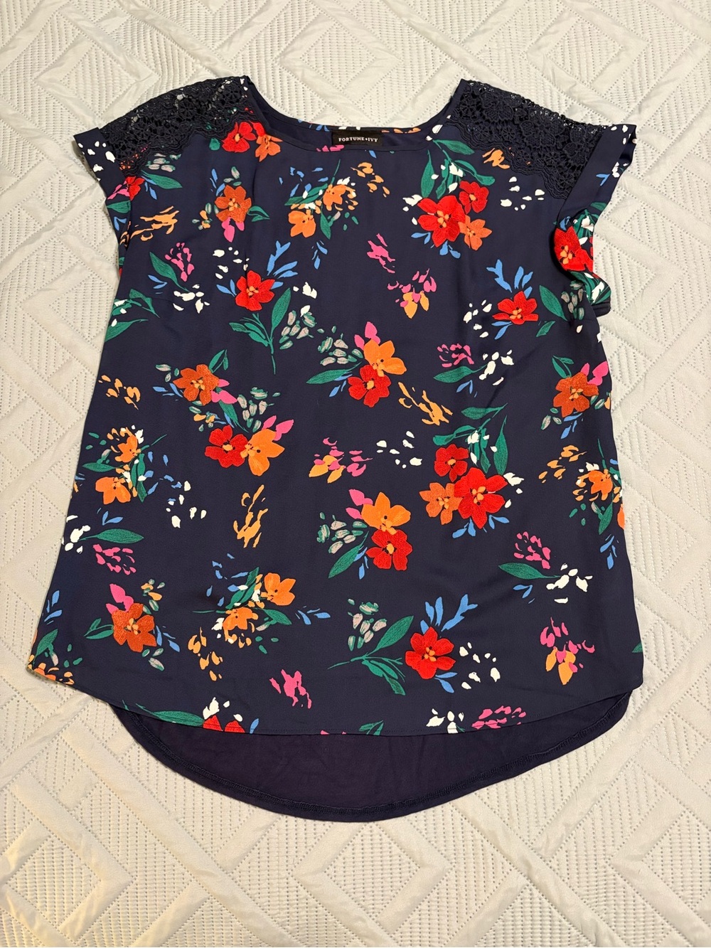 Fortune & Ivy Women’s Mixed Media Blouse Navy Floral Stitch Fix Size L